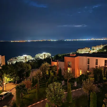 Noks Grand Wave&dreams アパート *